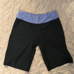 Nike FIT DRY biker shorts - black with lavender waist - S